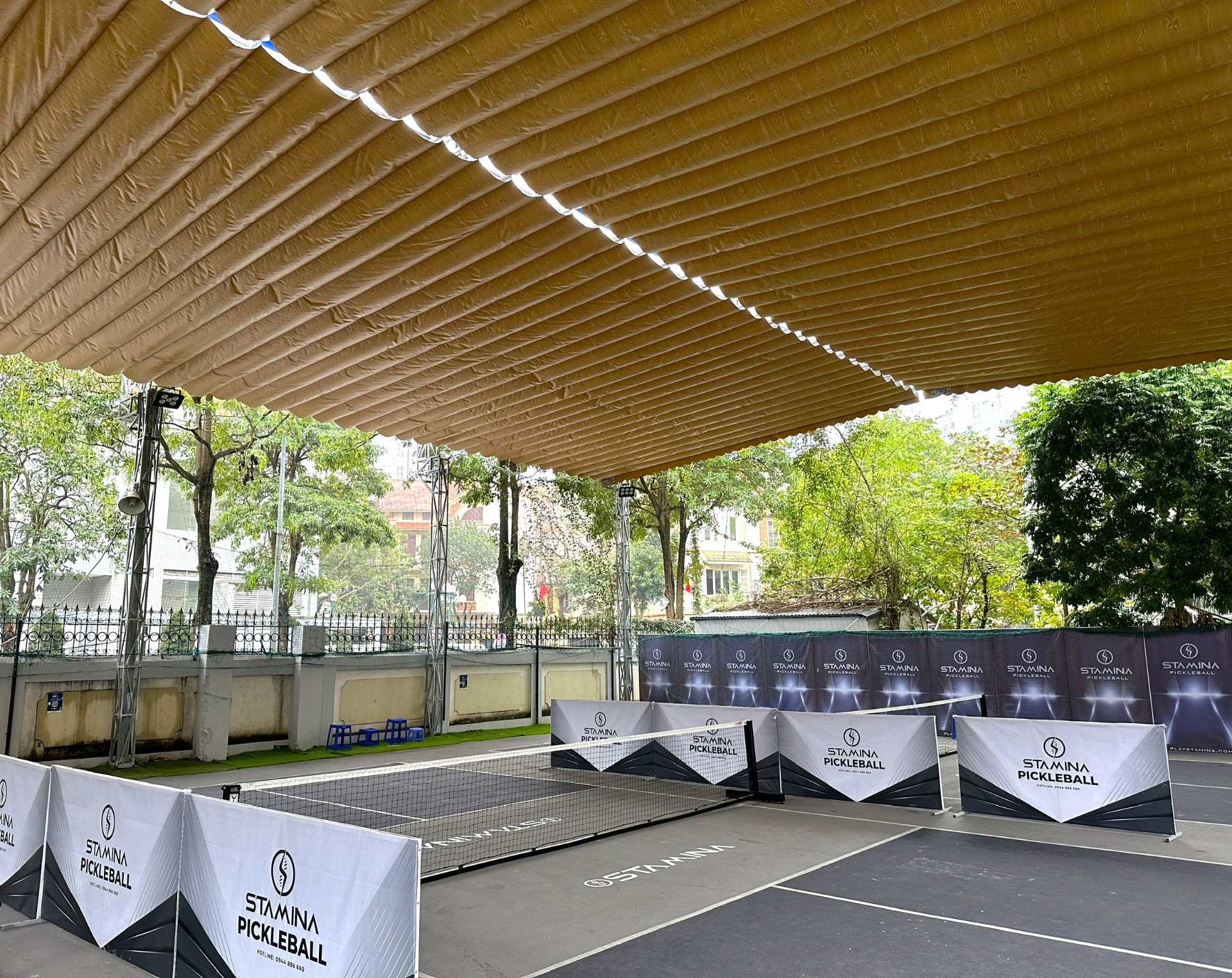 khu sân Pickleball có mái che 106 Hoàng Quốc Việt
